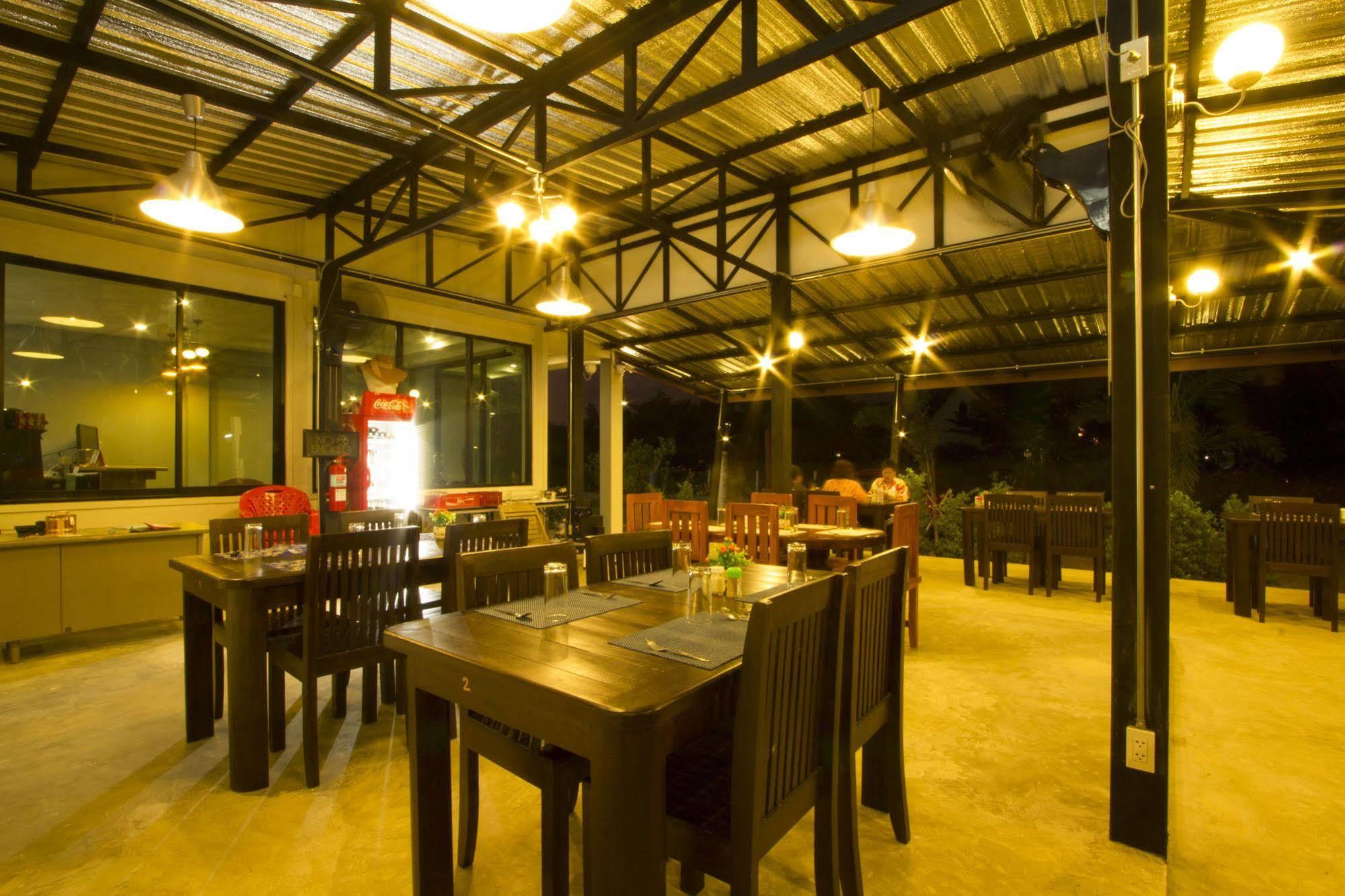 The Rise Resort Сукотаи Экстерьер фото